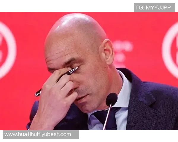 哥斯达黎加主教练埃雷拉因未能带队晋级世界杯正式下课