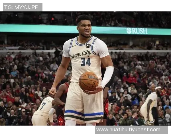 字母哥再展王者风范25分钟内高效砍下24分4板7助的精彩表现